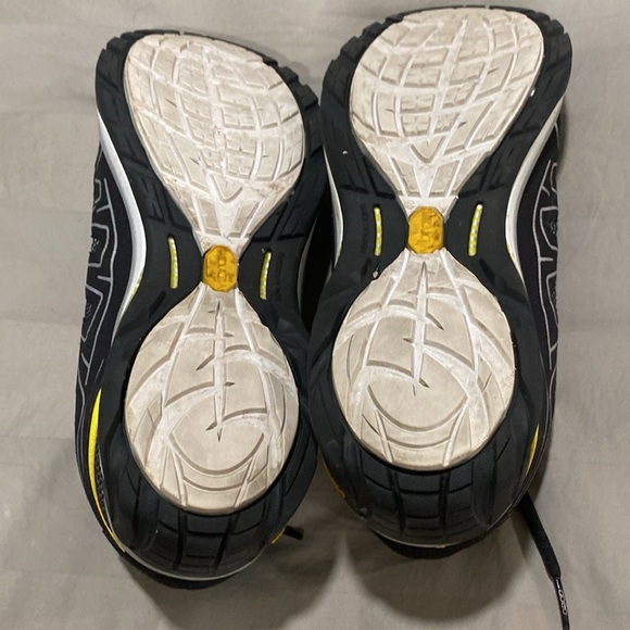 Aero Abeo Men’s Athletic Shoe - Picture 4 of 7